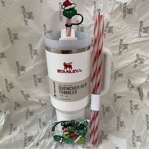 NIB Stanley Quencher H2.0 Cyber Monday Mistletoe Lmt. Edt. w/ free straw covers